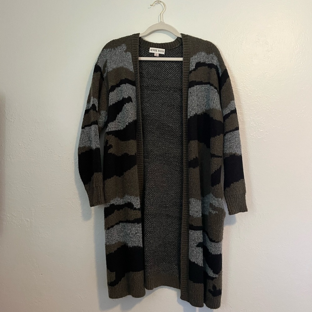 Target - Knox Rose long camo cardigan | size small